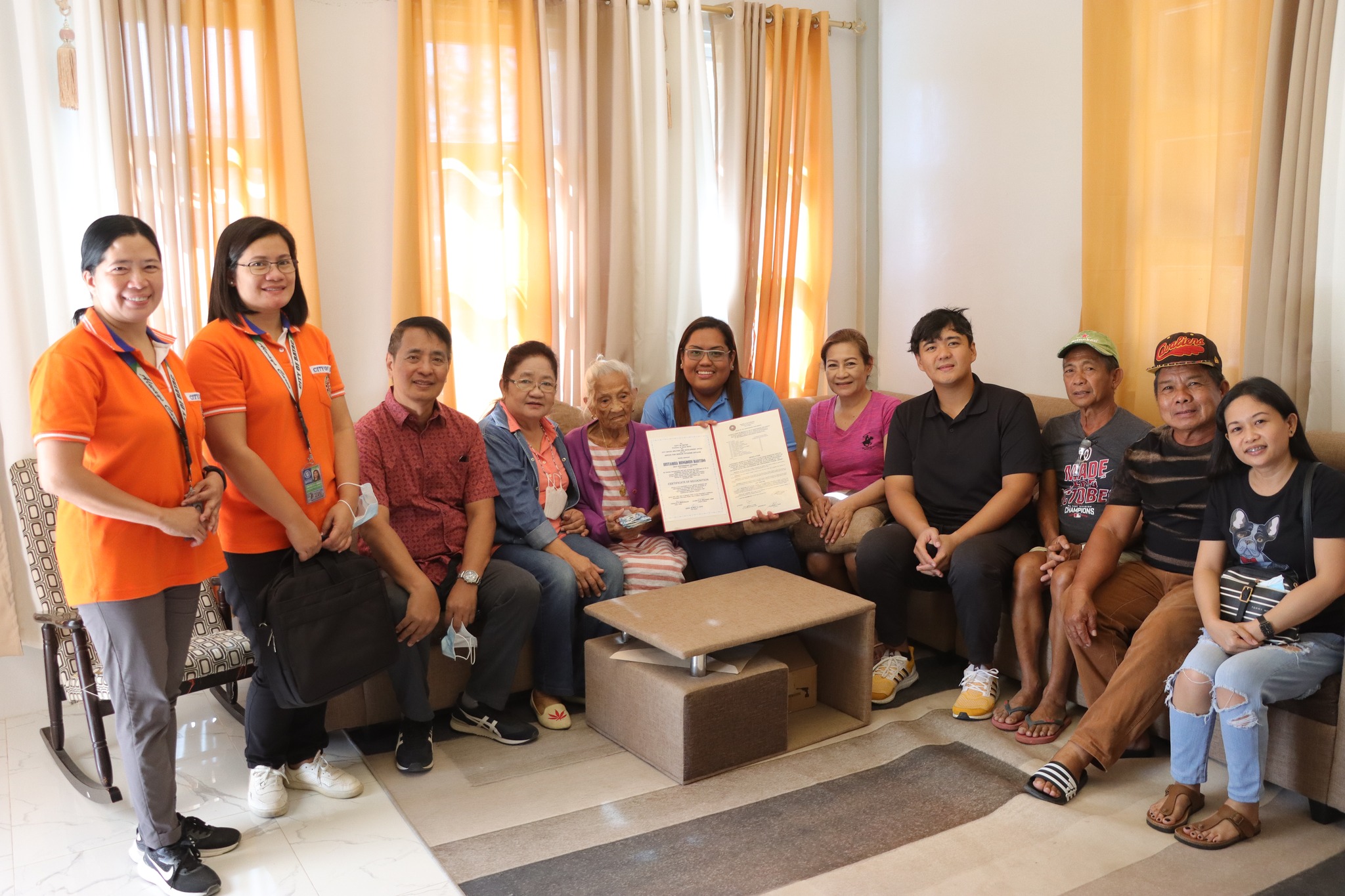 CITY GOVERNMENT OF BATAC AWARDS CENTENARIANS